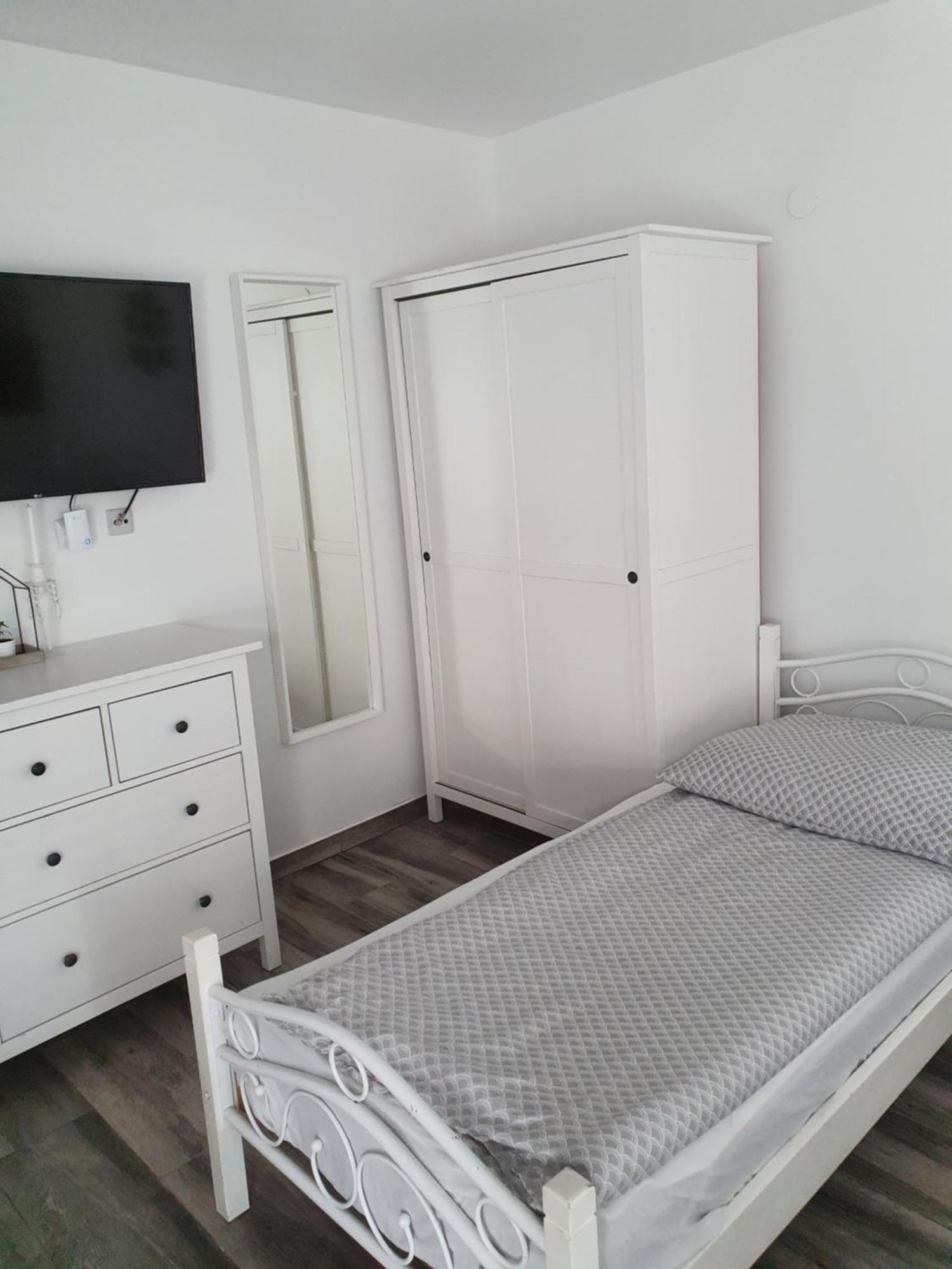 Pokoje Przy Zamku Podzamcze  الغرفة الصورة